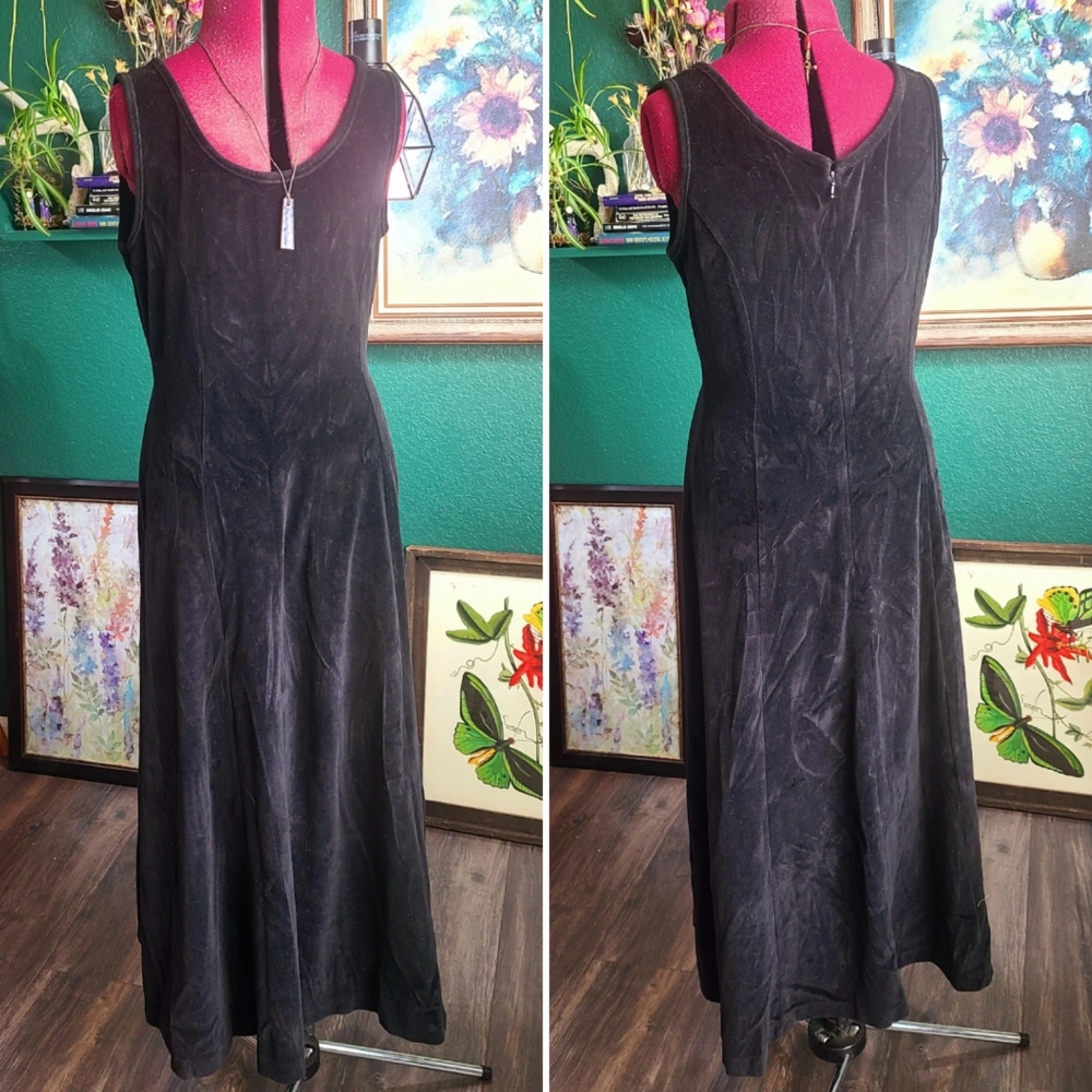 CW petites black sleeveless dress